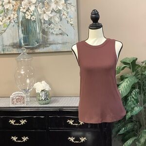Ann Taylor Ribbed Sleeveless Tank in Mauve